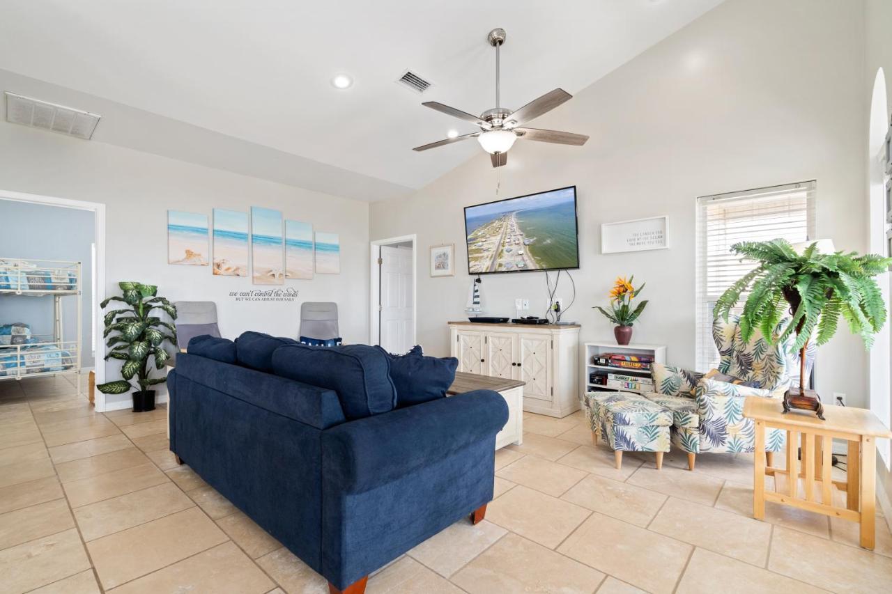 Marisol - Pet Friendly And Gulf Front! Enjoy The Large Deck With Amazing Views! Home Dauphin Island Exterior photo
